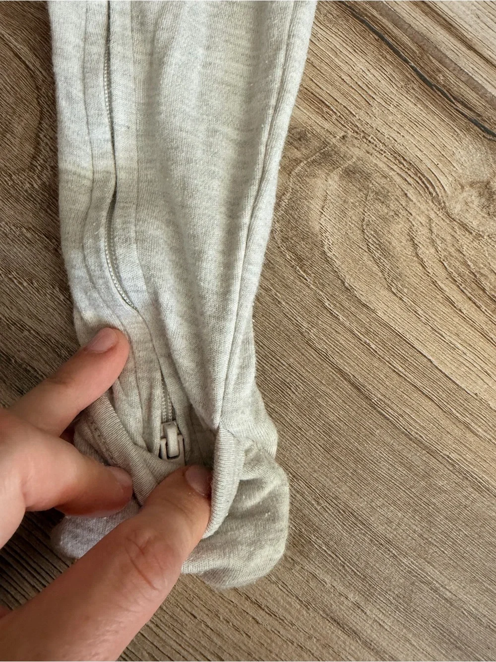 Kids Neutral Gray Long Sleeve Footed Pajamas - Soft Zipper Sleepwear